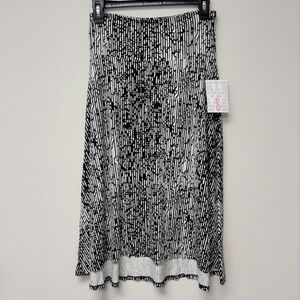 Lularoe Azure stripe A-line Skirt Black White Stripe S